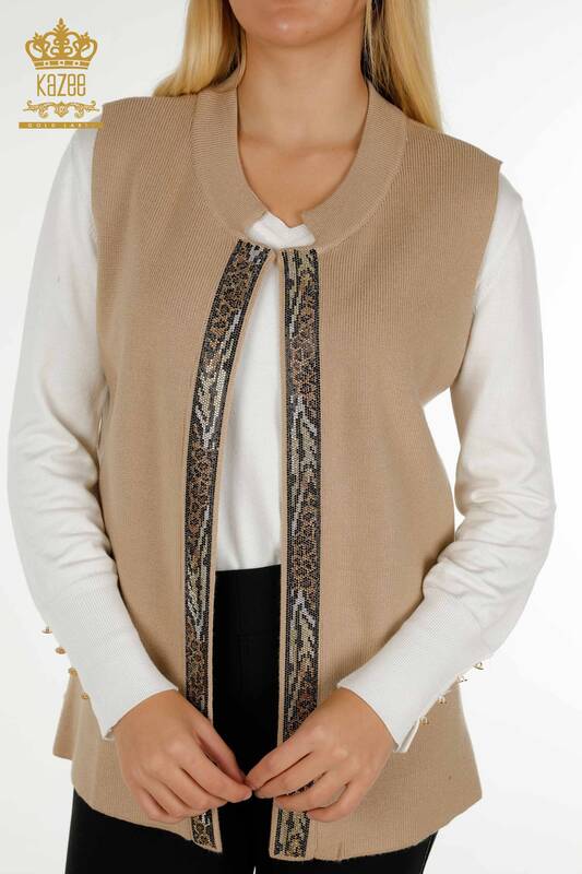 Wholesale Women's Short Vest Leopard Stone Embroidered Beige - 30616 | KAZEE