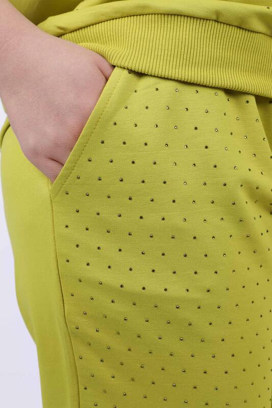 Wholesale Women's Tracksuit Set Short Sleeve Polka Dot Pattern - 17179 | KAZEE
