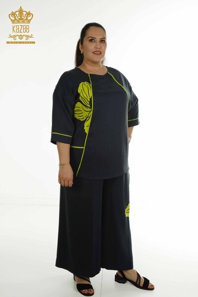 Wholesale Women's Two-piece Suit Floral Black - 2403-7029 | M&T - Thumbnail