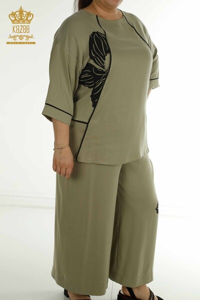 Wholesale Women's Two-piece Suit Floral Khaki - 2403-7029 | M&T - Thumbnail