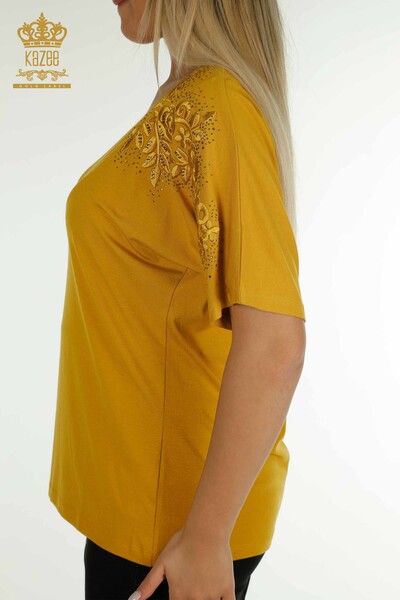 Женская блузка оптом - Вышитая камнем - Шафран - 79097 | КАZEE - Thumbnail