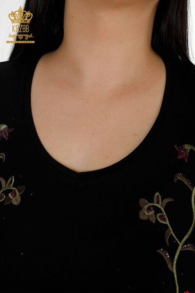 женская блузка оптом с розовым узором, черная - 79044 | КАZEE - Thumbnail