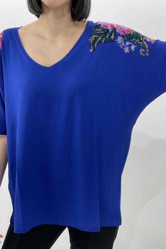 оптом Женская блузка с V-образным вырезом и рукавами с цветочным узором - 77437 | КАZЕЕ