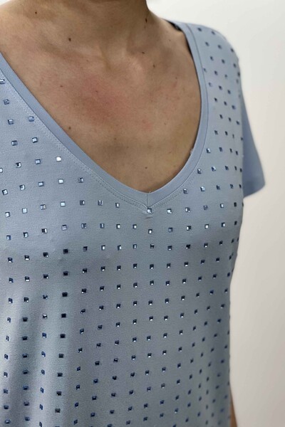 Женская блузка с V-образным вырезом и коротким рукавом с вышивкой оптом - 77751 | КАZЕЕ - Thumbnail