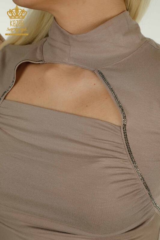 Женская блузка оптом - Высокий воротник - Норка - 79313 | КАZЕЕ