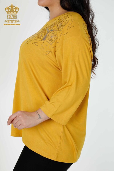 женская блузка оптом с цветочным узором шафрана - 77990 | КАZEE - Thumbnail