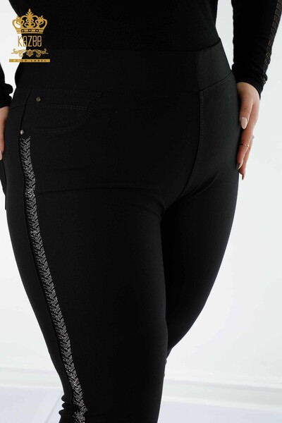 Женские брюки оптом с карманами и деталями черного цвета - 3586 | КАZEE - Thumbnail