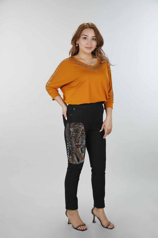 Оптовые женские брюки с тигровым узором и вышивкой камнем - 3388 | КАZЕЕ
