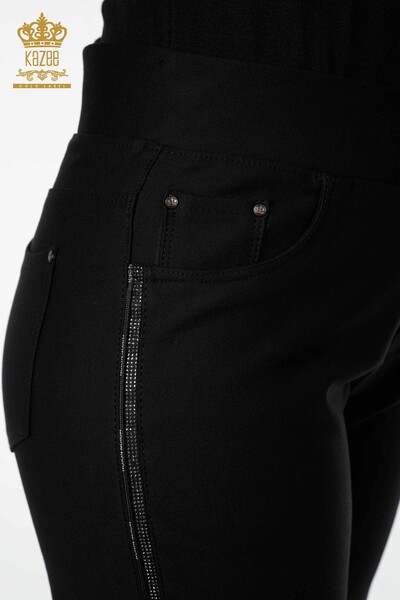 женские брюки оптом в полоску с вышивкой камнями черного цвета - 3664 | КАZЕЕ - Thumbnail