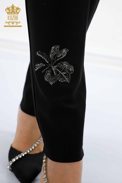 женские джинсы оптом черный с рисунком листьев - 3562 | КАZEE - Thumbnail