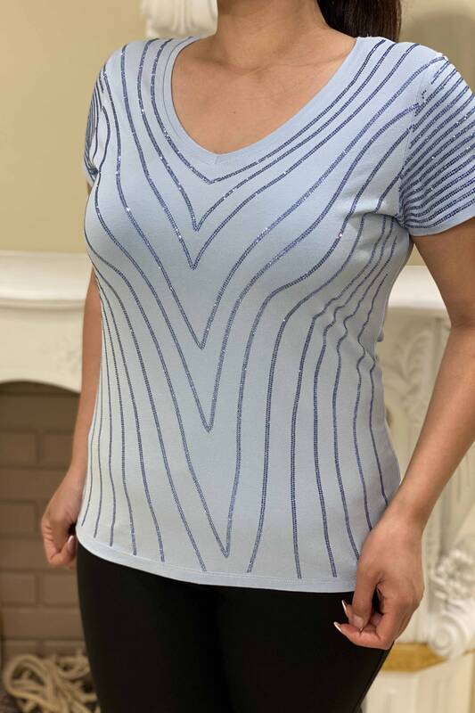 Женская блузка оптом с вышивкой V-образным вырезом, американская модель - 77749 | КАZЕЕ