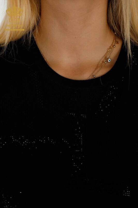 Оптовая продажа женского трикотажного свитера с каменной вышивкой черного цвета - 30501 | КАZEE