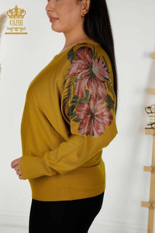 Женский трикотаж оптом, свитер с цветочным принтом на плече, лайм - 16133 | КАZЕЕ