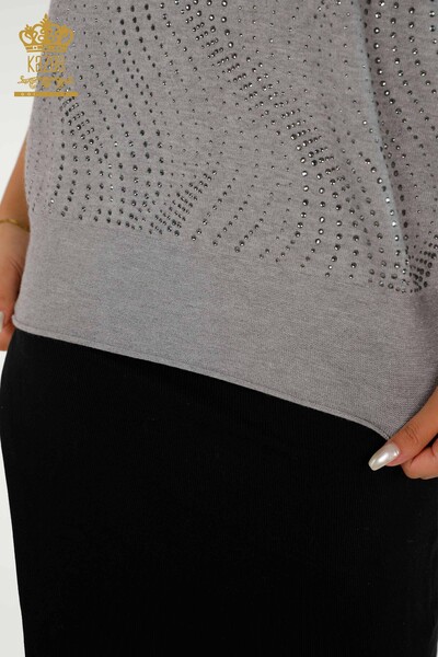 Женский вязаный свитер оптом с каменной вышивкой, серый - 16797 | КАZЕЕ - Thumbnail
