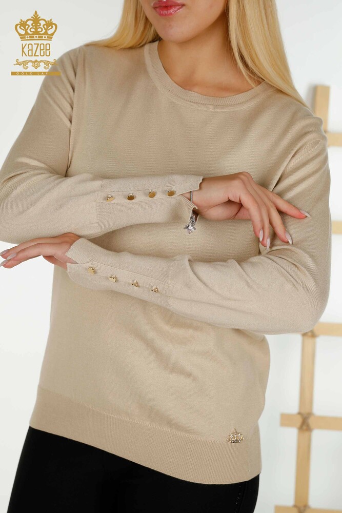 Женский вязаный свитер оптом с круглым вырезом светло-бежевого цвета - 30508 | КАZEE - 2