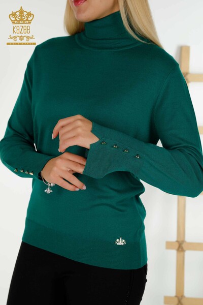 Женский вязаный свитер оптом с зелеными пуговицами на рукавах - 30506 | КАZEE - Thumbnail