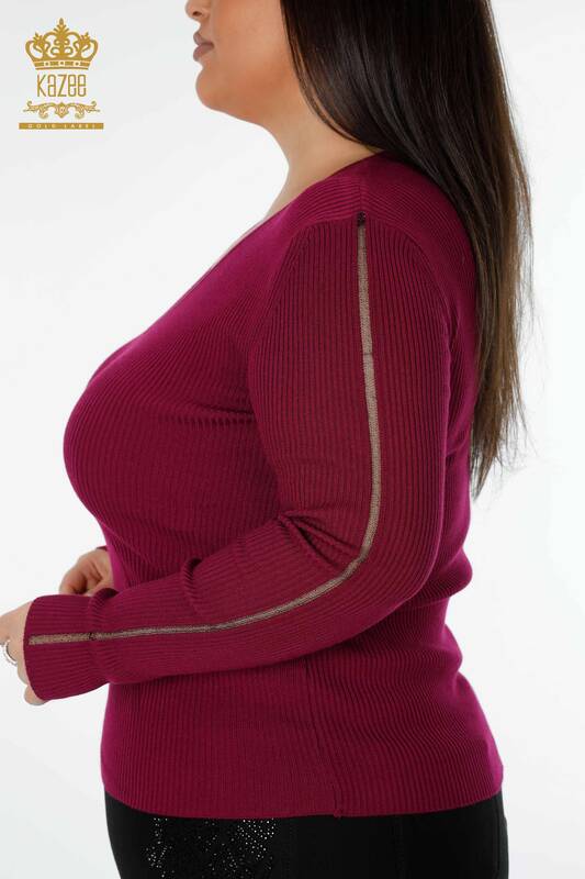 Женский трикотаж оптом свитер с V-образным вырезом фиолетовый - 16249 | КАZEE