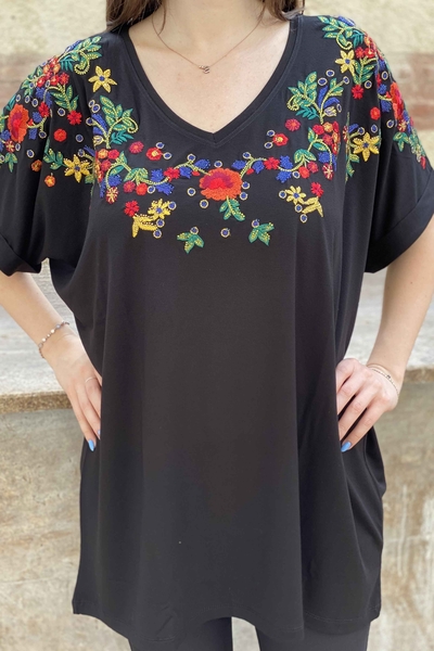 женская блузка оптом с цветочным принтом, вышитым камнем, с V-образным вырезом - 77679 | Каzee - Thumbnail