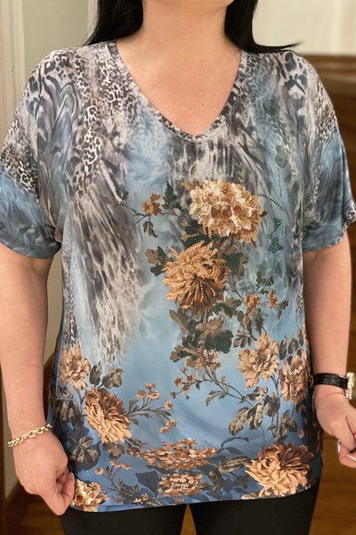 женская блузка оптом с V-образным вырезом и цифровым цветочным узором - 76824 | Каzee - Thumbnail