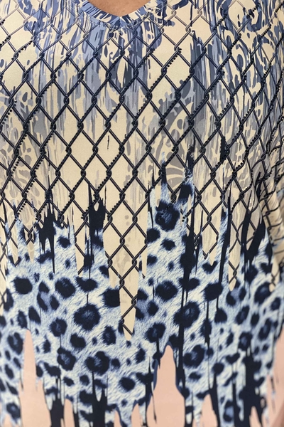 Женская блузка оптом с V-образным вырезом с цифровой печатью - 77339 | Каzee - Thumbnail