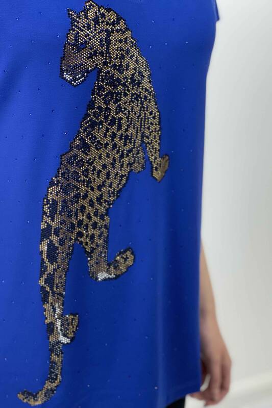 Женская блузка оптом с тигровым узором и вышитым бисером логотипом Kazee - 77608 | КАZЕЕ