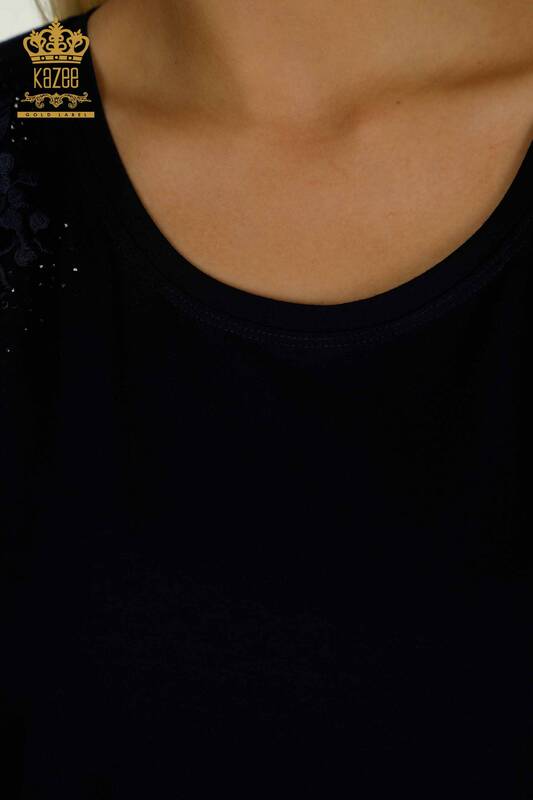 Женская блузка оптом - Вышитая камнем - Темно-синяя - 79097 | КАZEE
