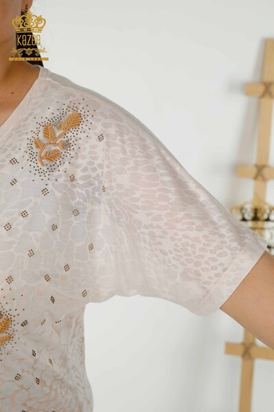Женская блузка оптом с узором из листьев норки - 79130 | КАZЕЕ - Thumbnail