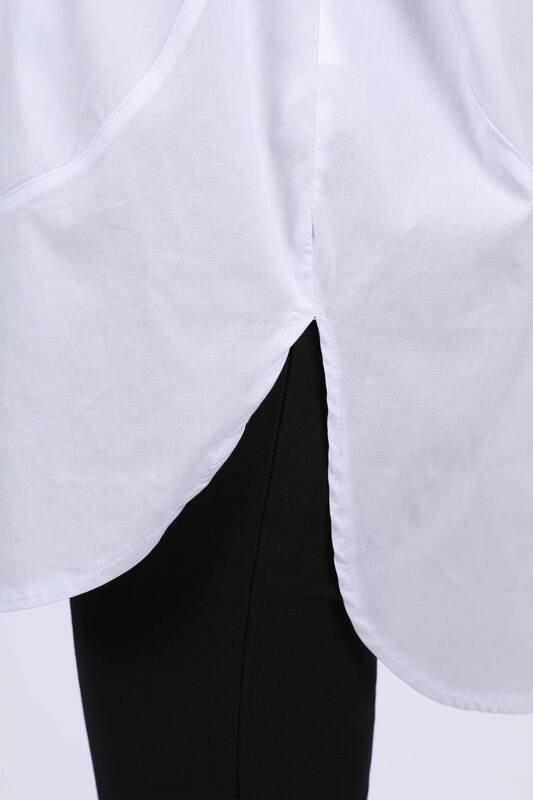 Женская рубашка оптом на плечах цветочным узором, цветными камнями - 20024 | КАZЕЕ