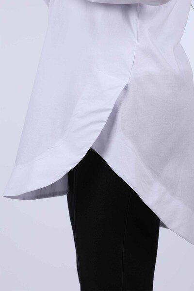 Женская рубашка оптом на плече цветы стразами - 20009 | КАZЕЕ - Thumbnail
