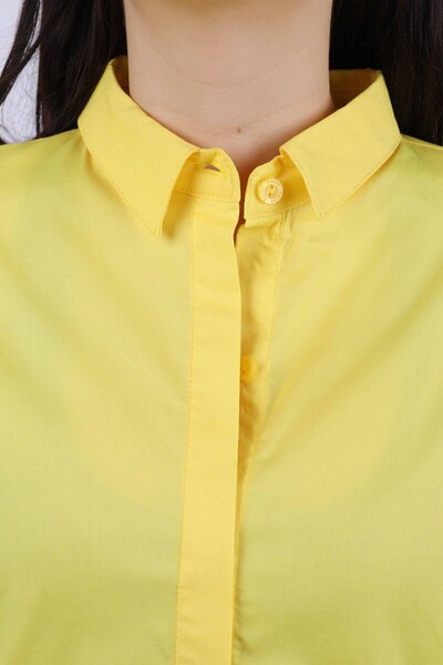 Женская рубашка оптом на рукавах стразами цветы - 20007 | КАZЕЕ - Thumbnail