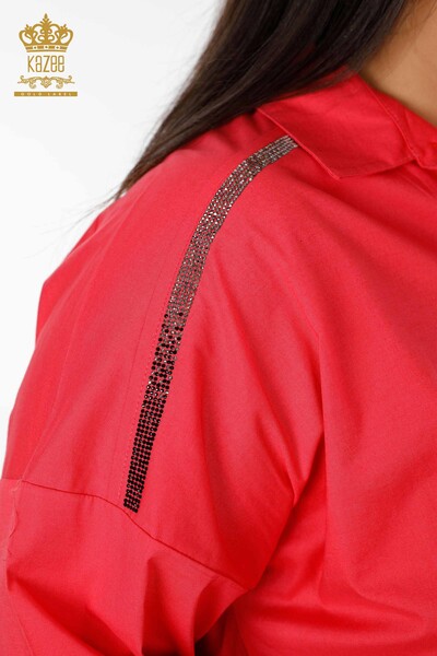 Женская рубашка оптом с узором в виде букв и подробной коралловой отделкой - 17141 | КАZЕЕ - Thumbnail