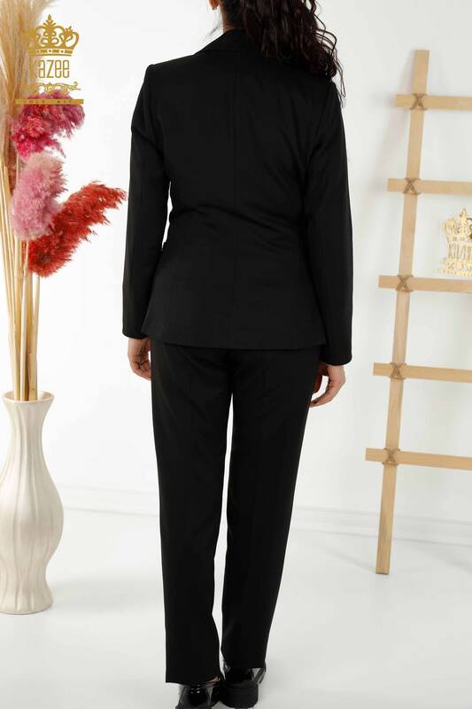 Женский классический костюм с вышивкой камнем черного цвета оптом - 30003 | КАZЕЕ