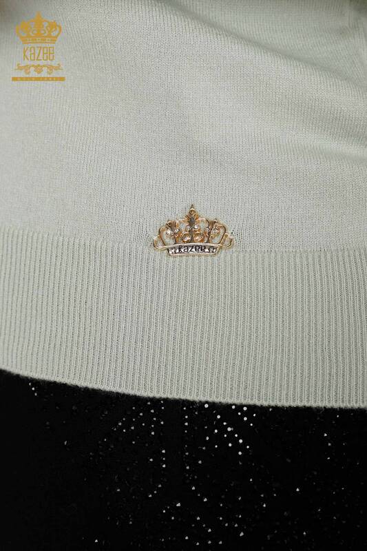 Женский трикотаж оптом, свитер с логотипом и V-образным вырезом, мятный - 15685 | КАZEE
