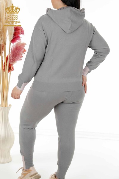 женский спортивный костюм оптом серый с капюшоном и карманом - 16453 | КАZEE - Thumbnail