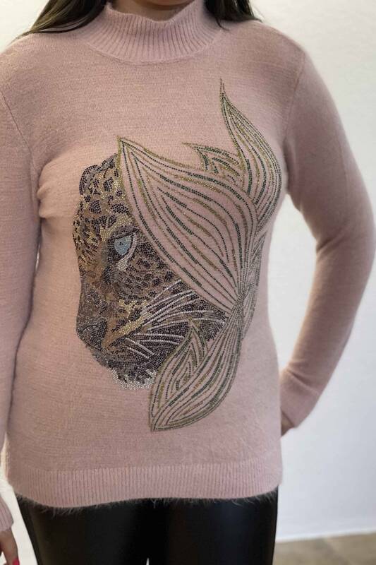 Женский свитер оптом с леопардовой вышивкой из ангоры - 18907 | КАZЕЕ