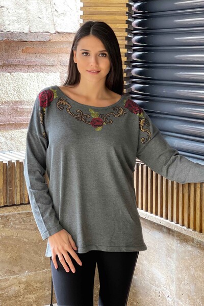 оптом женский трикотаж свитер с вышивкой розы - 16604 | КАZЕЕ - Thumbnail
