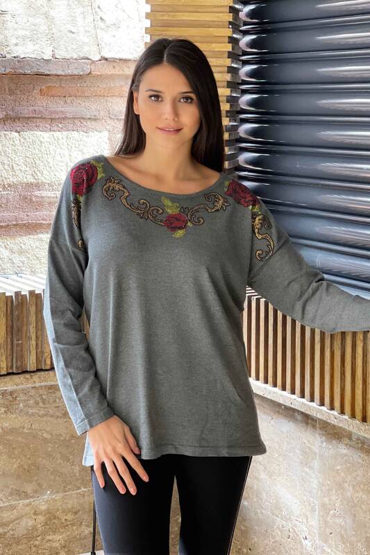 оптом женский трикотаж свитер с вышивкой розы - 16604 | КАZЕЕ