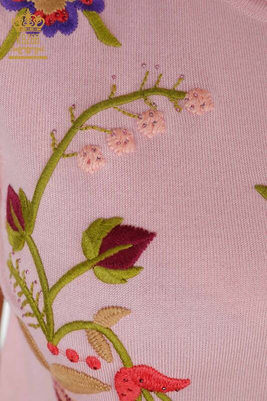 Женский трикотаж свитер оптом американка круглый вырез с вышивкой цветы - 16755 | КАZЕЕ