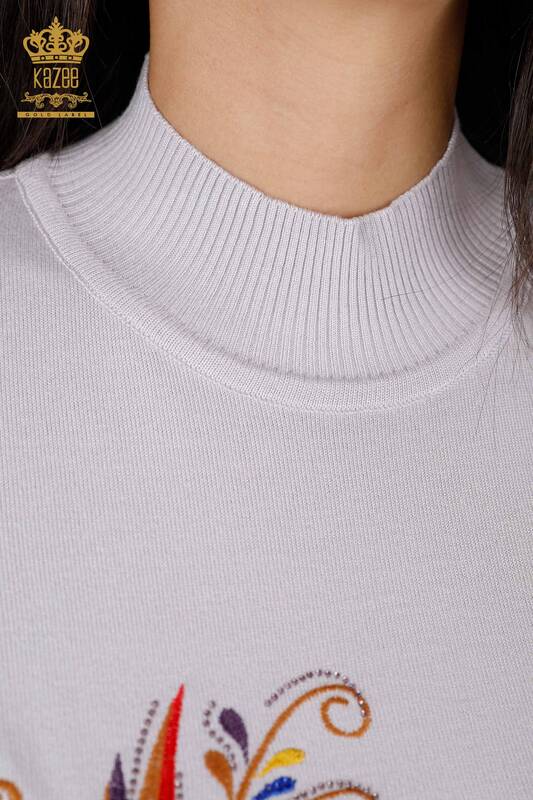 Женский трикотаж свитер оптом американка стойка воротник вышивка с колибри узорами - 16690 | КАZЕЕ