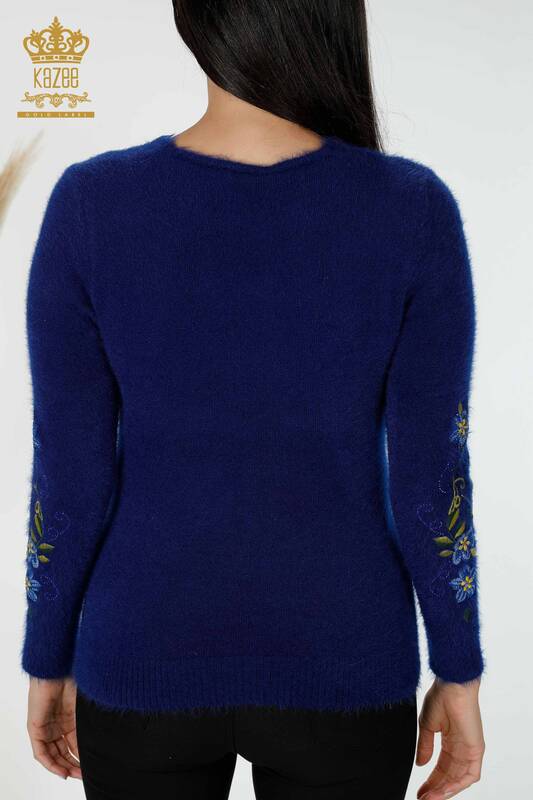 женский трикотаж свитер оптом ангорский цветочный узор электрический цвет - 18917 | КАZEE
