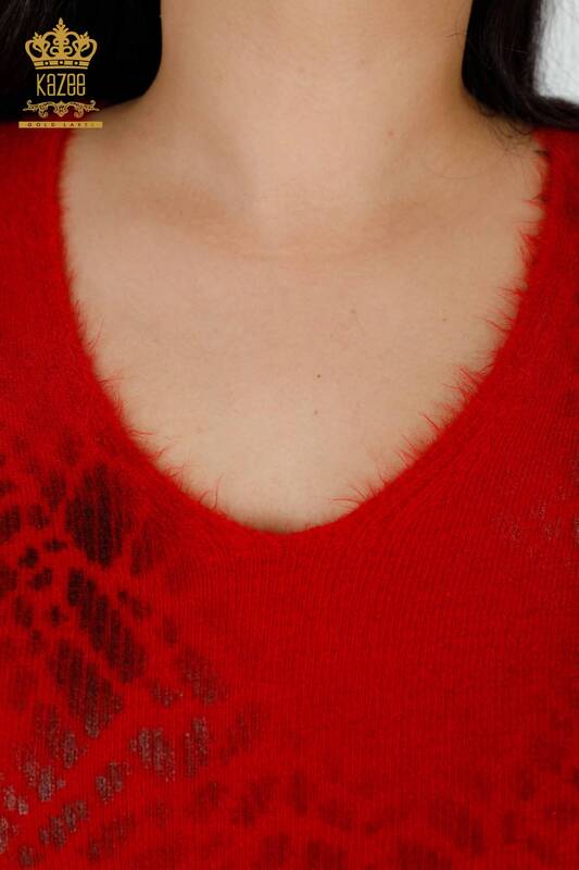 Женский трикотажный свитер оптом из ангорской шерсти с рисунком красного цвета - 18980 | КАZEE