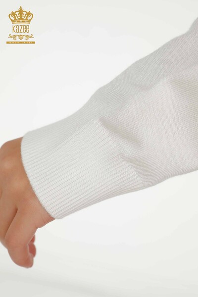 Женский вязаный свитер оптом с вышивкой кристаллами экрю - 30467 | КАZEE - Thumbnail
