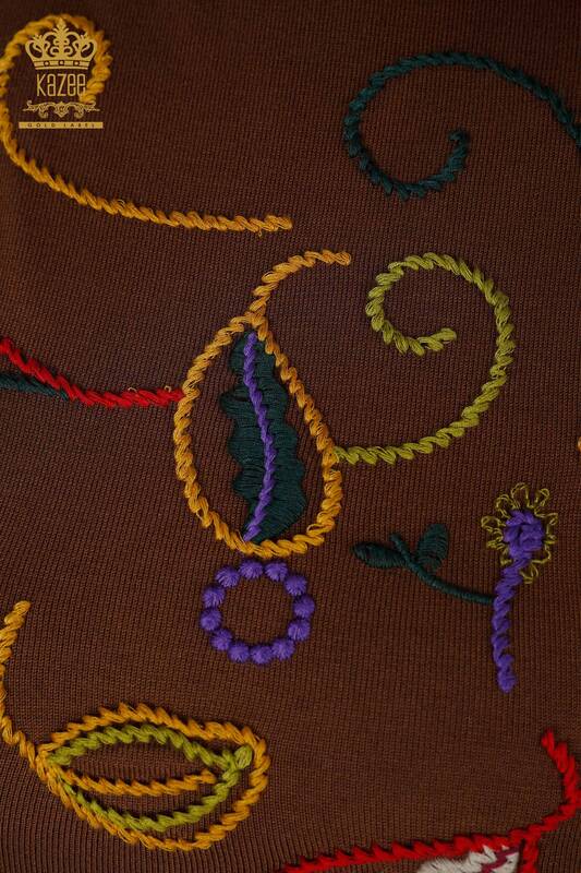 женский трикотаж свитер оптом красочный узорчатый коричневый - 15844 | КАZEE