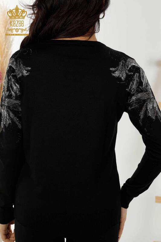 Женский трикотажный свитер оптом вышитый хрустальным камнем черный - 30210 | КАZEE