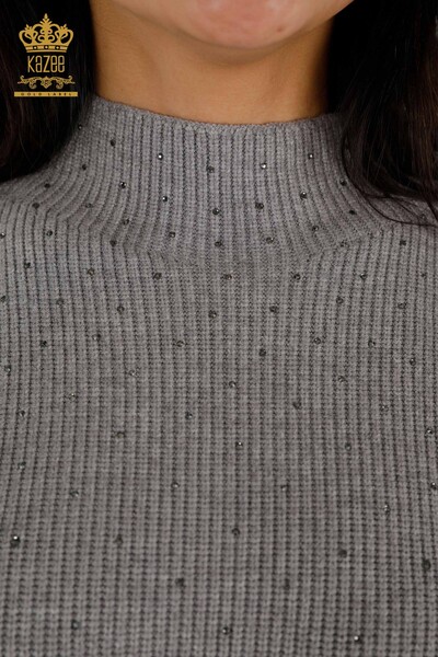 Женский трикотажный свитер оптом Вышитый хрустальным камнем Серый - 16901 | КАZEЕ - Thumbnail