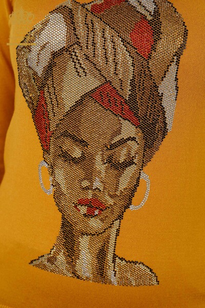 Женский трикотаж свитер оптом круглый вырез девушка африканка с камнями - 15728 | КАZЕЕ - Thumbnail