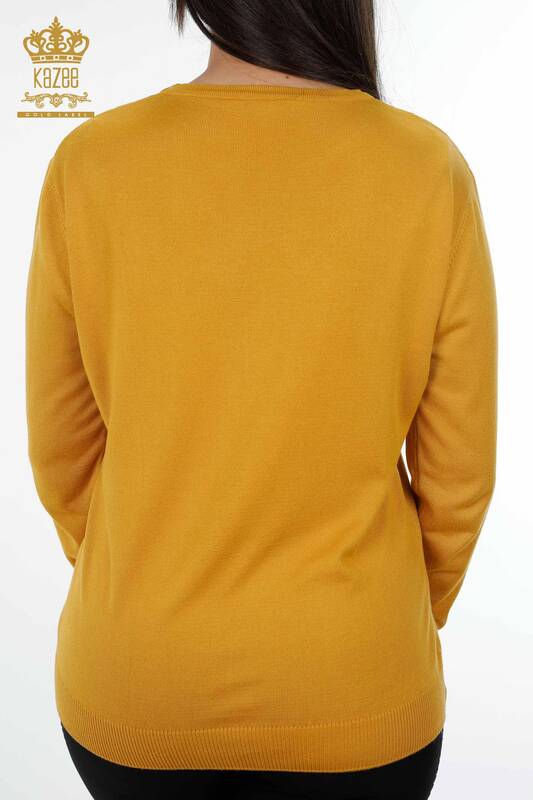 Женский трикотаж свитер оптом круглый вырез с вышивкой с узорами - 16906 | КАZЕЕ