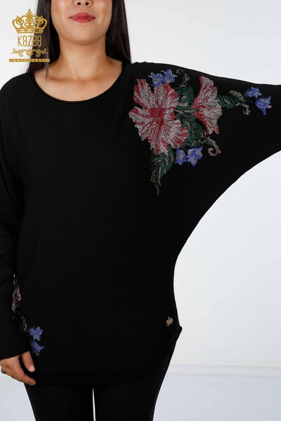 Женский трикотаж свитер оптом летучая мышь на плече цветок с камнями - 16190 | КАZЕЕ - Thumbnail