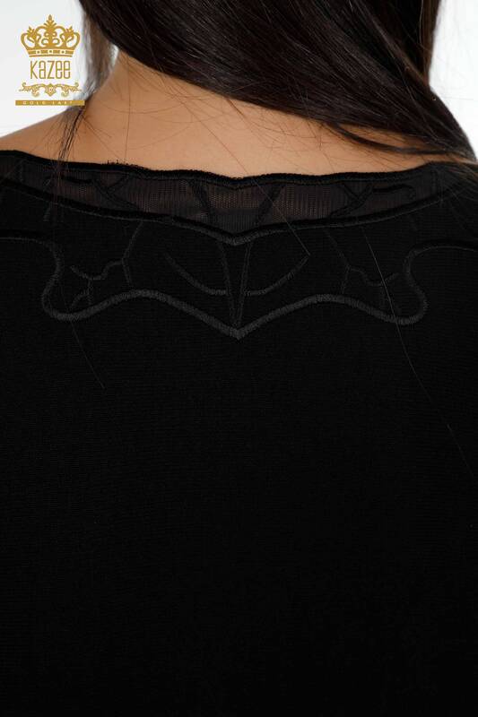 Женский трикотаж свитер оптом летучая мышь вышивка с тюлью камнями - 15686 | КАZЕЕ