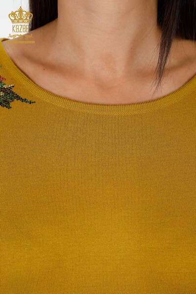 Женский трикотаж свитер оптом лодочка вырез с цветочным узором из камней - 16943 | КАZЕЕ - Thumbnail